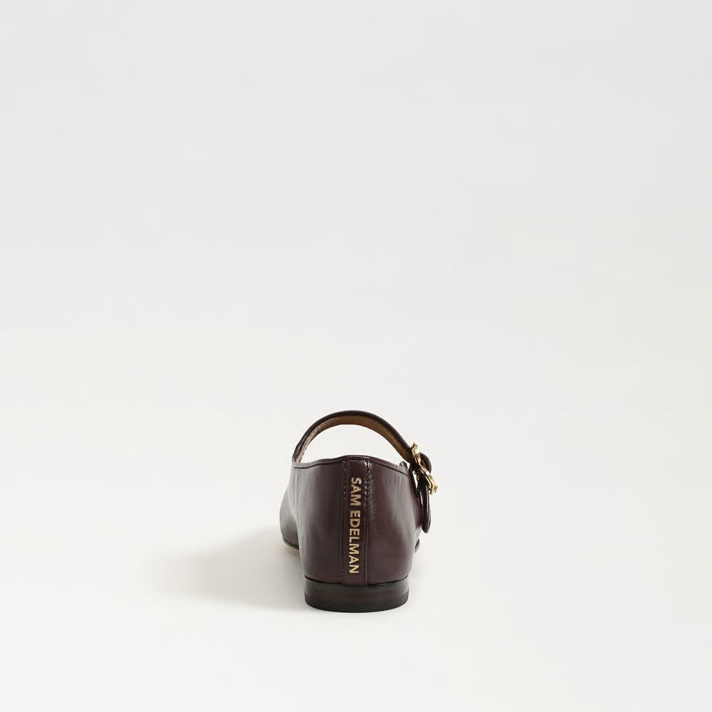 Michaela Mary Jane Flat