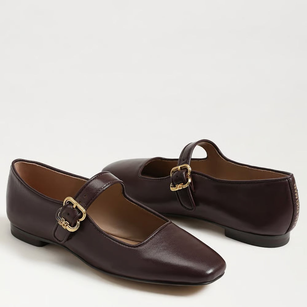 Michaela Mary Jane Flat