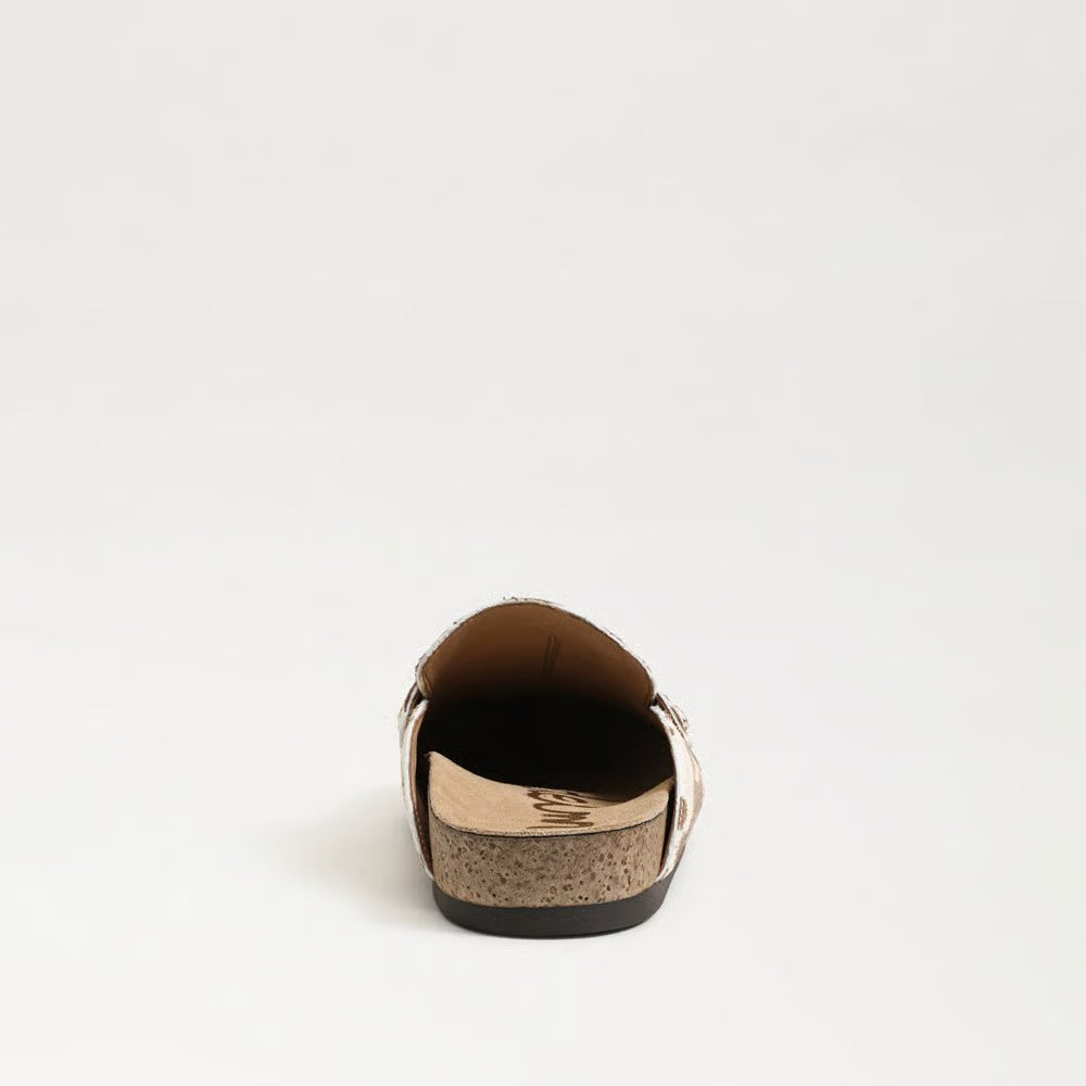 Astrid Mule