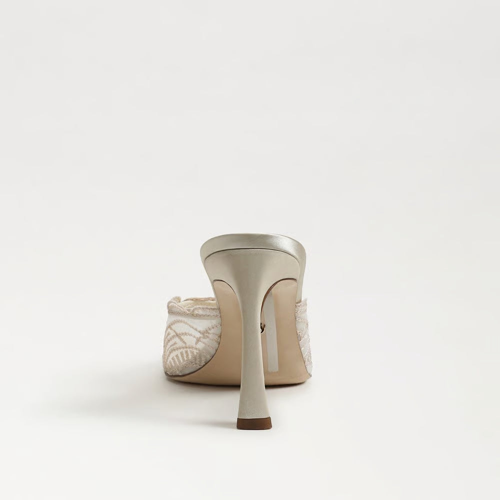 Iva Heeled Mule