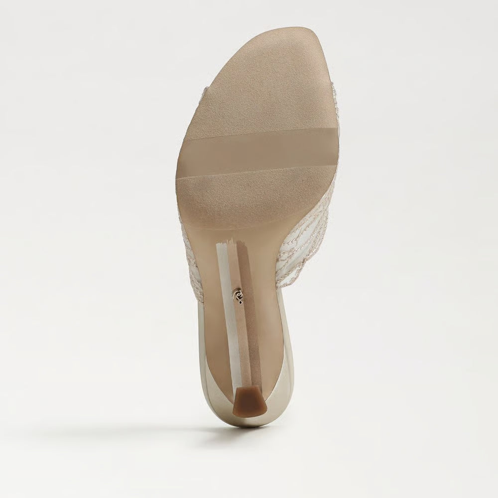 Iva Heeled Mule