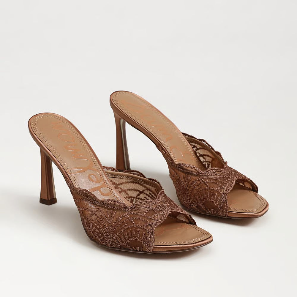 Iva Heeled Mule