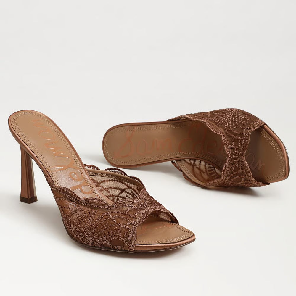Iva Heeled Mule