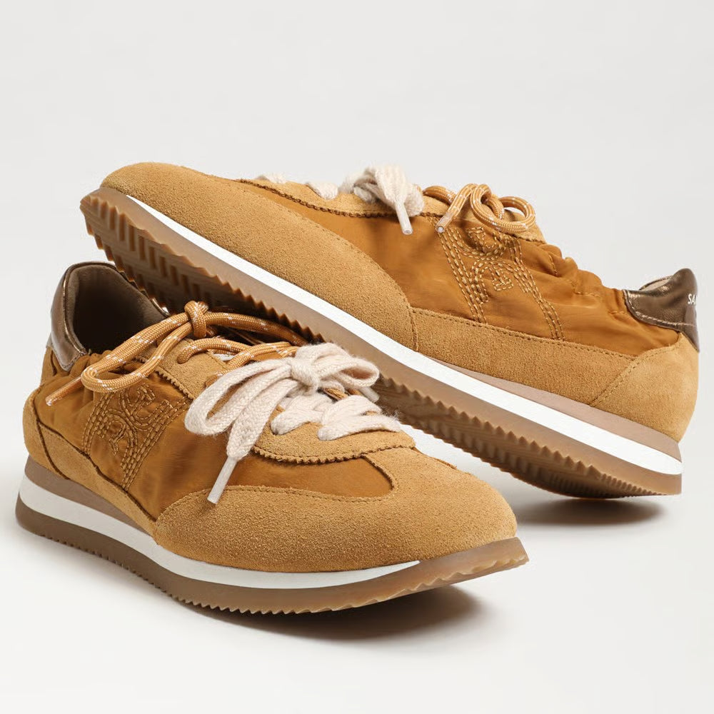 Evara Lace Up Sneaker